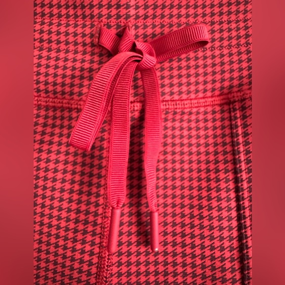 Aerie Houndstooth legging in Royal Berry Red sz L - Picture 8 of 9